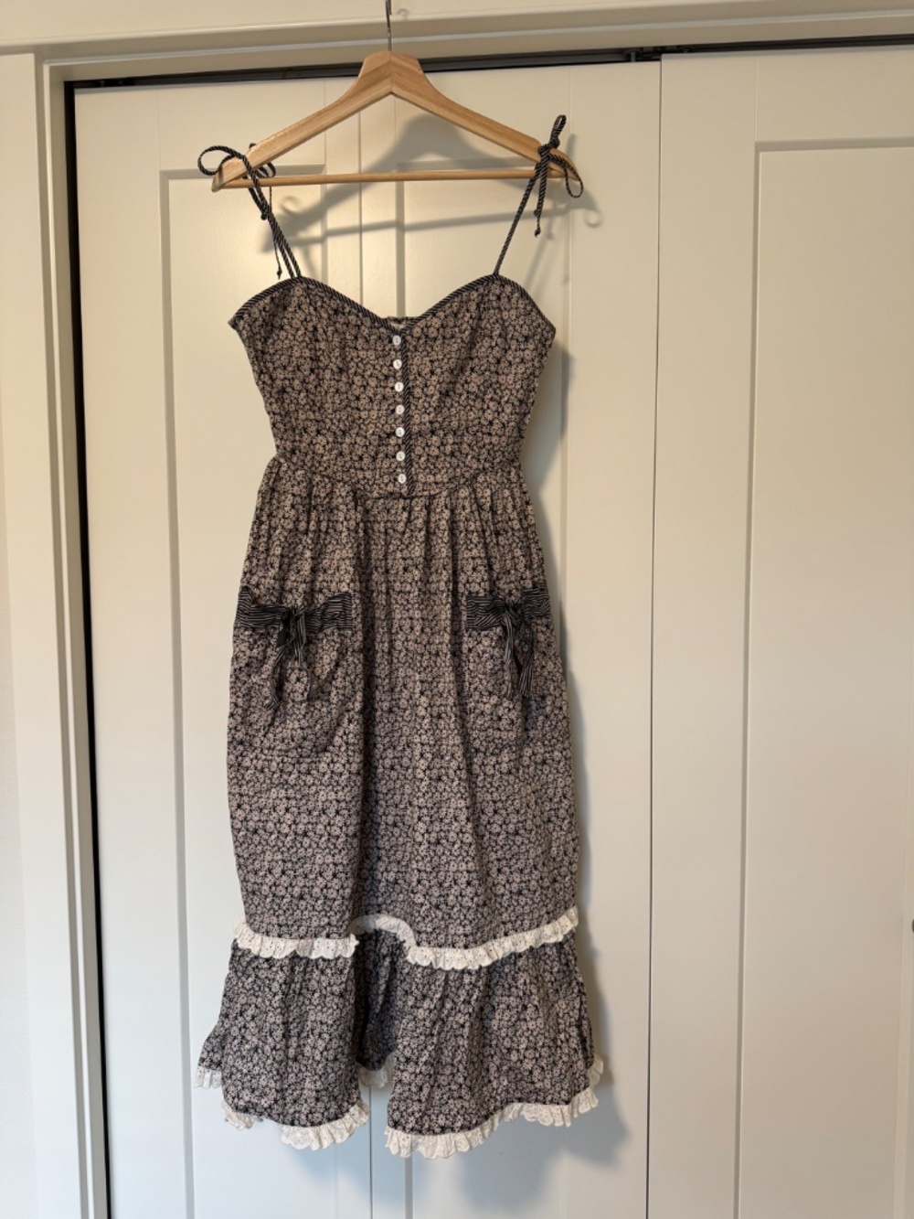 Christy Dawn The Lia Dress Noir Phlox Size Petite Medium - Picture 2 of 6